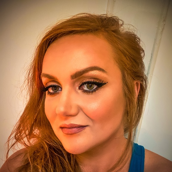 Meet your Posher, Amanda - Picture 1 of 1